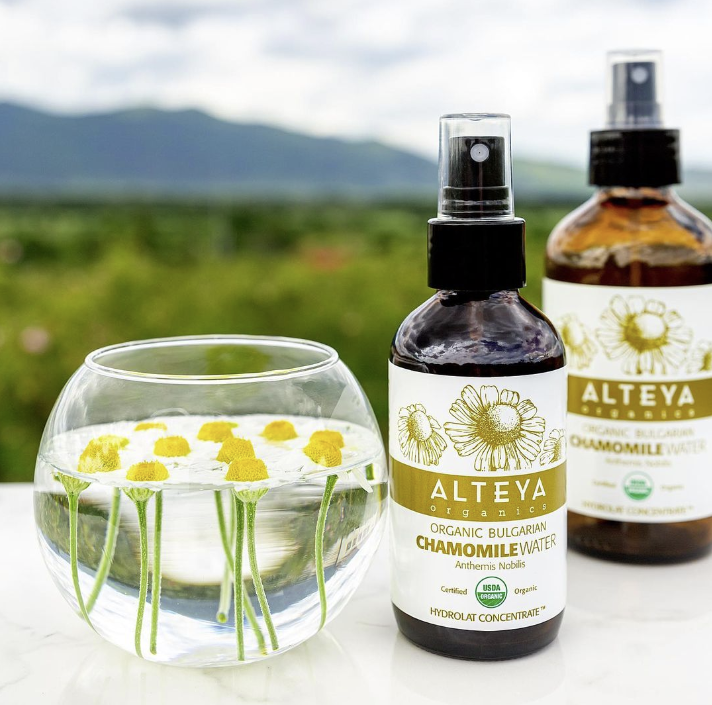 Se Alteya Organics - Chamomile Water - Mini hos Organic Beauty Supply