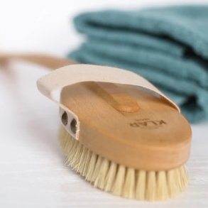 UDGR - KLAR - Badebrste med aftageligt skaft