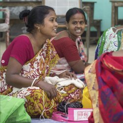 LAVINIA PEELING - Peeling handske af kologisk r bomuld - one size