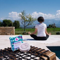 Lamazuna - Shampoobar til sensitiv hovedbund med pon powder &amp; Chaulmoogra oil