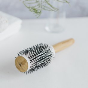 Olivia Garden -  Thermal Styling brush with bamboo handle - 43mm