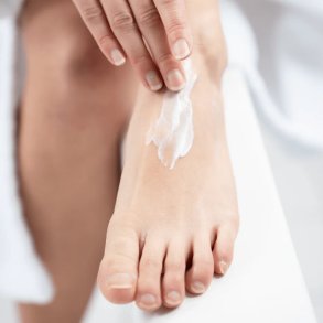 endro cosmtiques - BIO foot cream 