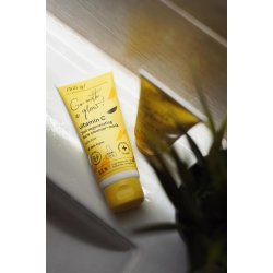 /kili&#8729;g/ - Vitamin C - Regenerating 2-in-1 regenerating face cleanser-mask - glowing