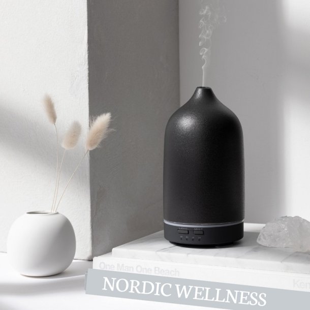 NORDIC WELLNESS - Keramisk aroma diffuser - Black 