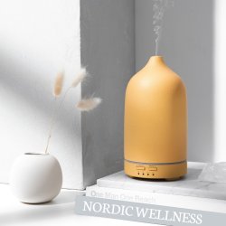 NORDIC WELLNESS - Ceramic aroma diffuser - Honey