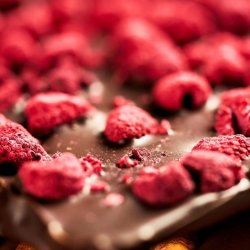 KOLADEN - Organic Dark 72% Chocolate - Raspberry