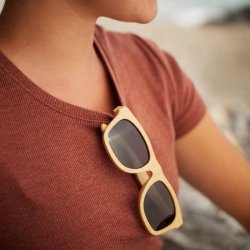 pandoo - Light bamboo Polaroid sunglasses - dark 