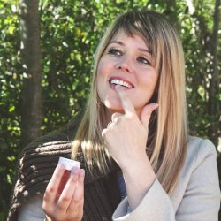 Propolia - kologisk lbepomade - Honning + Spirulina + menthol 