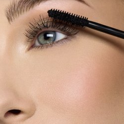 puroBIO Cosmetics - Mascara Full Love - sort 