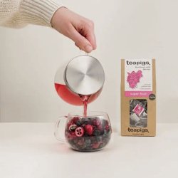 teapigs - super fruit tea - bursting with berries